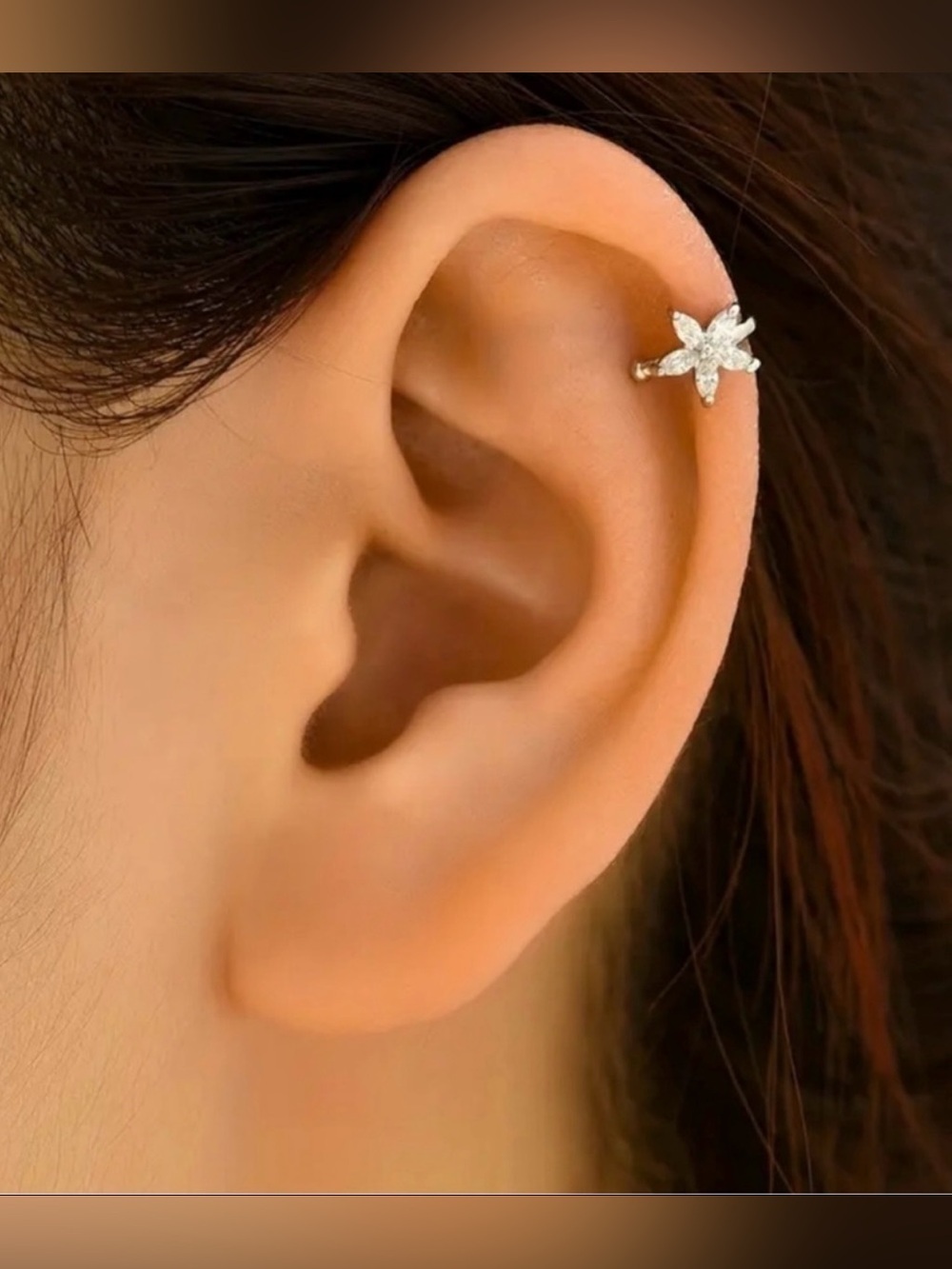 Delicate Zirconia Flower Clip-On Earring – Elegant Ear Cuff 🌸